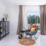 Skyora